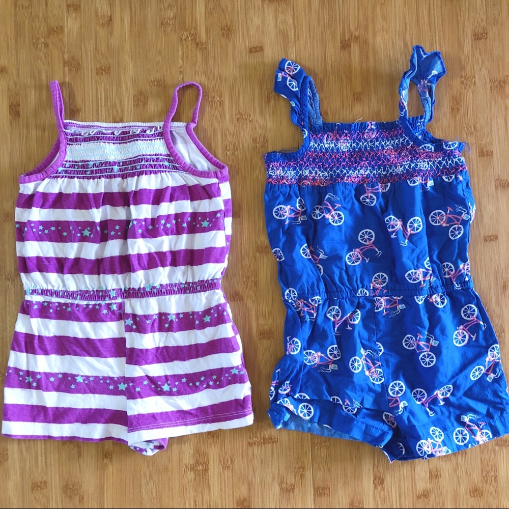 Set of two girls rompers size 5T